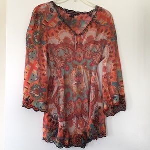 Beautiful mini dress/ blouse - size MEDIUM